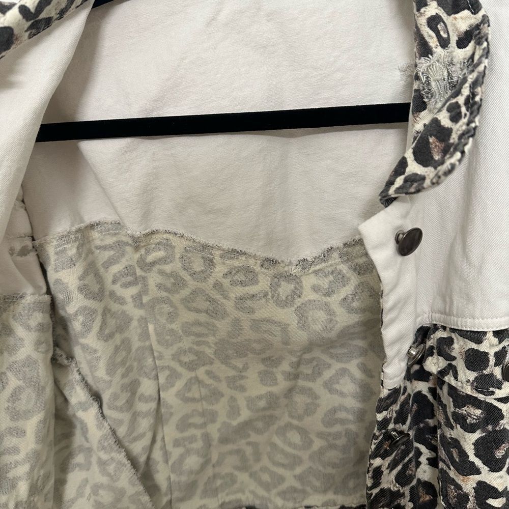 Leopard Print Button Up Women’s Jacket - image 7
